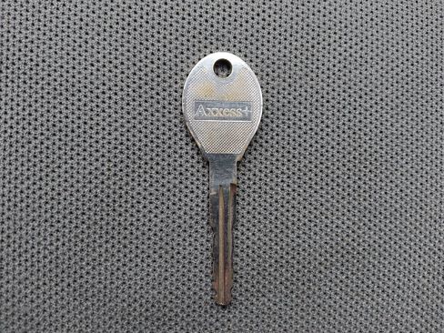 Used 2019 Nissan Frontier S image 32