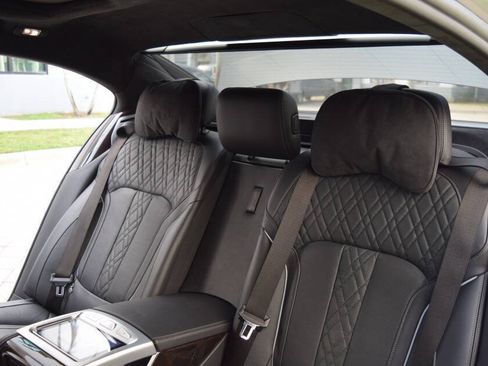 Used 2018 BMW ALPINA B7 xDrive w/ Luxury Rear Seating Package AWD/4WD image 45