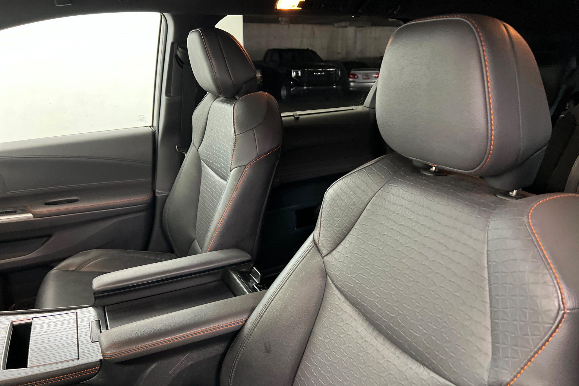 Used 2022 Toyota Sienna XSE w/ XSE Plus Package FWD image 17
