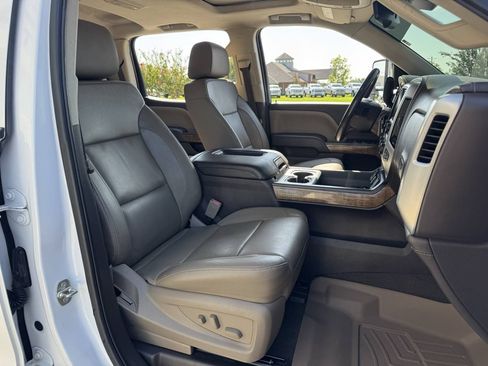 Used 2018 GMC Sierra 1500 SLT AWD/4WD image 12