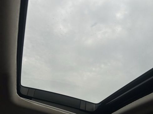 Used 2024 Honda Accord EX image 16