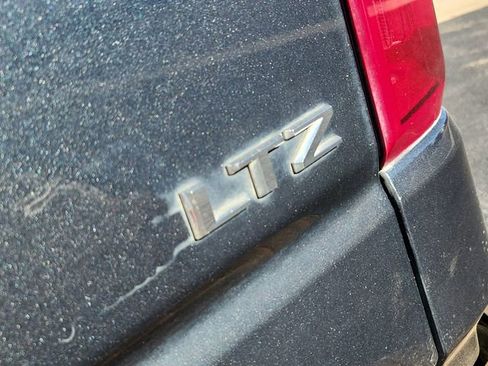 Used 2019 Chevrolet Silverado 1500 LTZ w/ Technology Package image 18