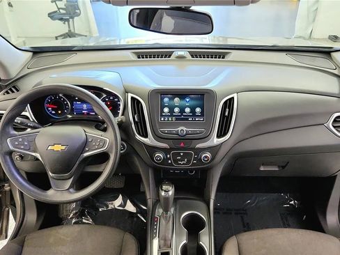 Used 2019 Chevrolet Equinox LT FWD image 34