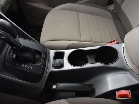 Used 2015 Ford Escape SE FWD image 13