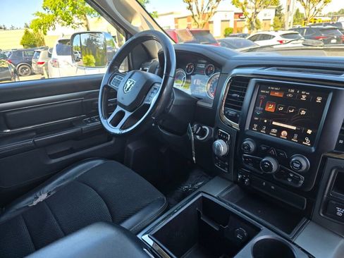 Used 2015 RAM 1500 Sport w/ Trailer Tow Group AWD/4WD image 9