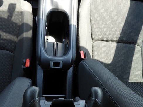 Used 2019 Honda HR-V Sport image 38