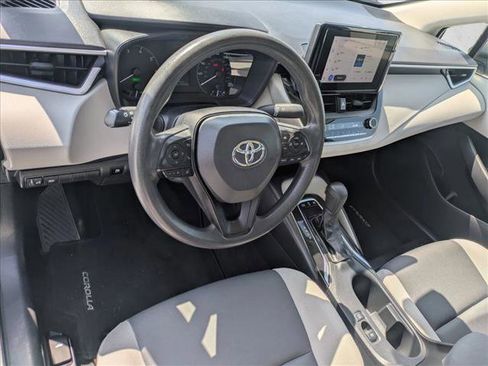 Used 2023 Toyota Corolla LE w/ Carpet Mat Package (TMS) FWD image 10