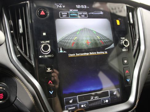 Used 2025 Subaru Outback Wilderness AWD/4WD image 15