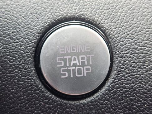 Certified 2022 Kia Sorento S image 19