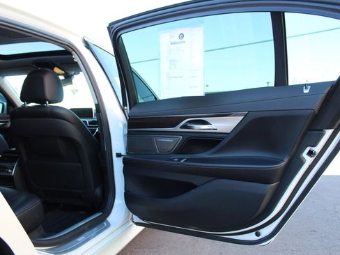 Used 2019 BMW 740i w/ Cold Weather Package image 26