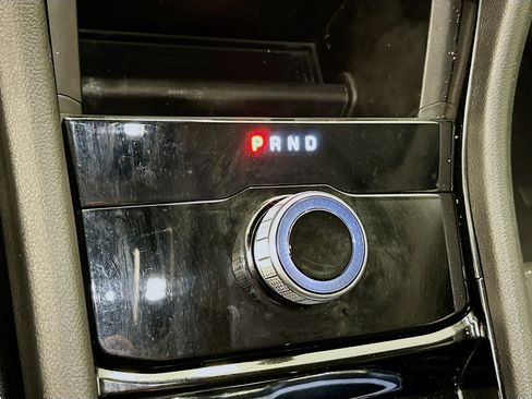 Used 2023 Jeep Grand Cherokee Laredo w/ Trailer Tow Prep Group (B) image 24