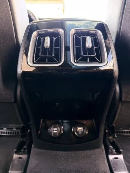 Used 2022 Kia Sorento SX AWD/4WD image 46