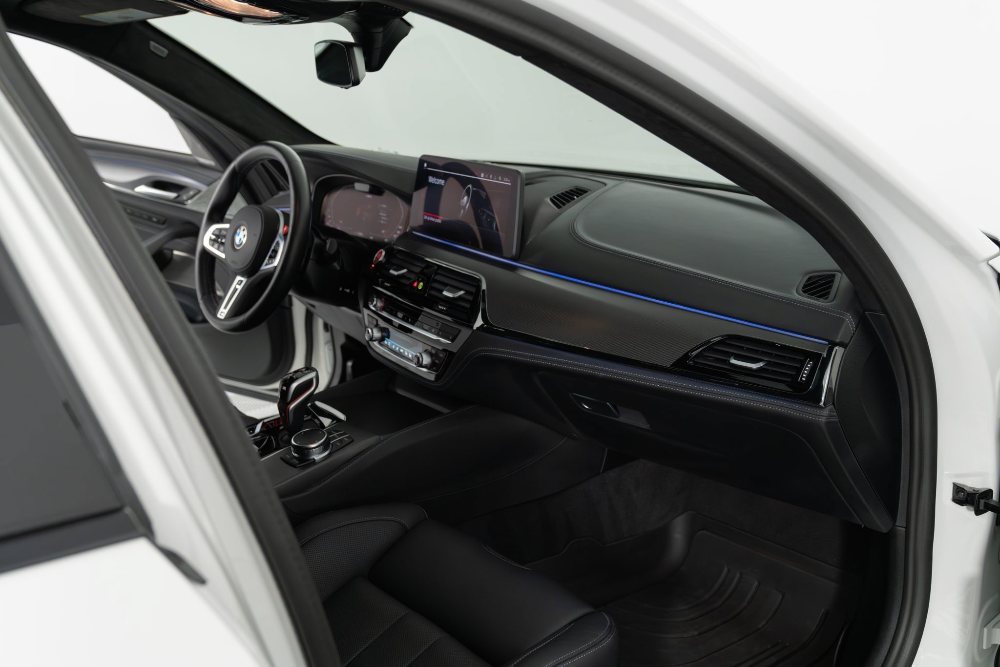 Used 2023 BMW M5 w/ Competition Package AWD/4WD image 9