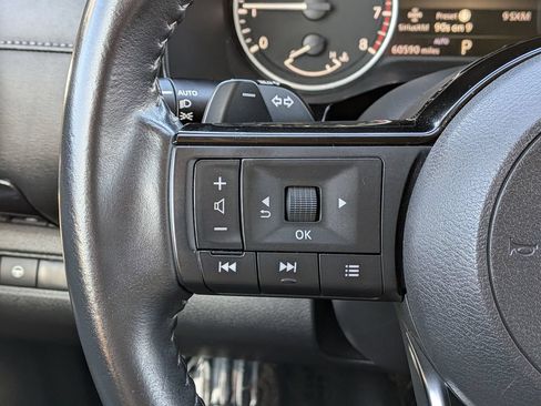 Used 2023 Nissan Pathfinder SV AWD/4WD image 15
