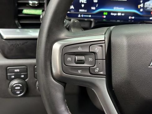 Used 2025 Chevrolet Silverado 1500 LTZ w/ LTZ Convenience Package II AWD/4WD image 24