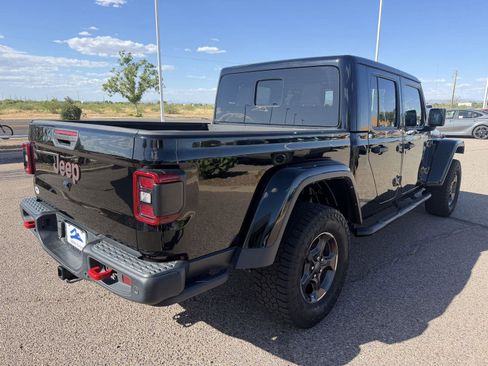 Used 2021 Jeep Gladiator Rubicon AWD/4WD image 6