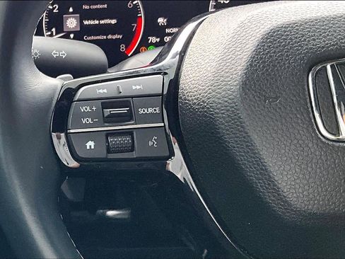 Used 2025 Honda Civic Sport image 23