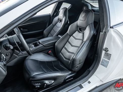 Used 2017 Maserati GranTurismo MC image 4