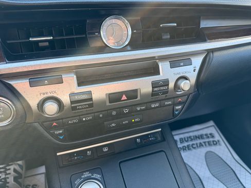 Used 2014 Lexus ES 350 image 6