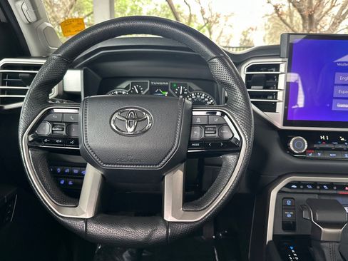 Used 2022 Toyota Tundra Limited image 17