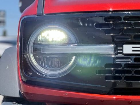 Used 2024 Ford Bronco Wildtrak AWD/4WD image 12