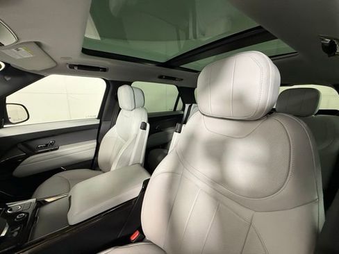 Used 2023 Land Rover Range Rover Sport SE image 12