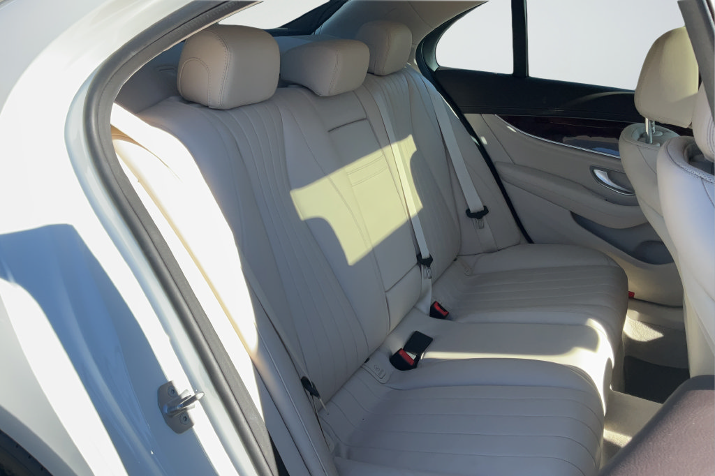 Used 2017 Mercedes-Benz E 300 image 20