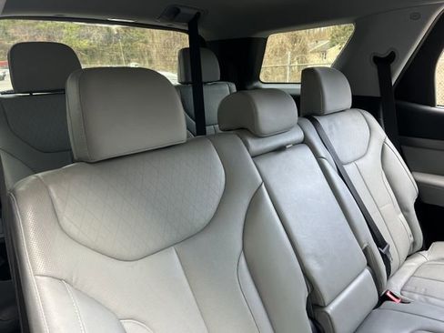 Used 2022 Hyundai Palisade SEL w/ 8P Bench Seat Package image 32