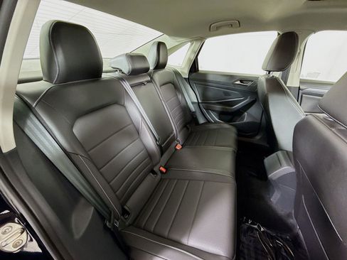 Certified 2023 Volkswagen Jetta SE w/ Panoramic Sunroof Package FWD image 24