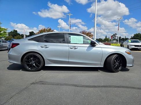 Used 2025 Honda Civic Sport image 3