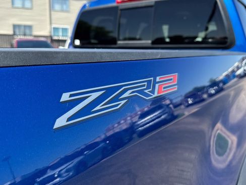 Used 2020 Chevrolet Colorado ZR2 w/ ZR2 Dusk Special Edition AWD/4WD image 35