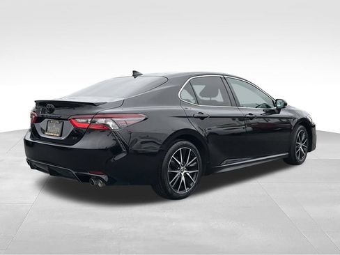 Used 2024 Toyota Camry SE w/ Blackout Package (TMS) FWD image 11