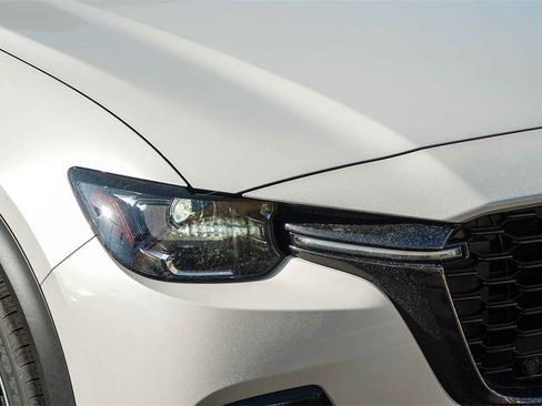 New 2025 MAZDA CX-70 Plug-In Hybrid w/ Premium Pkg image 8