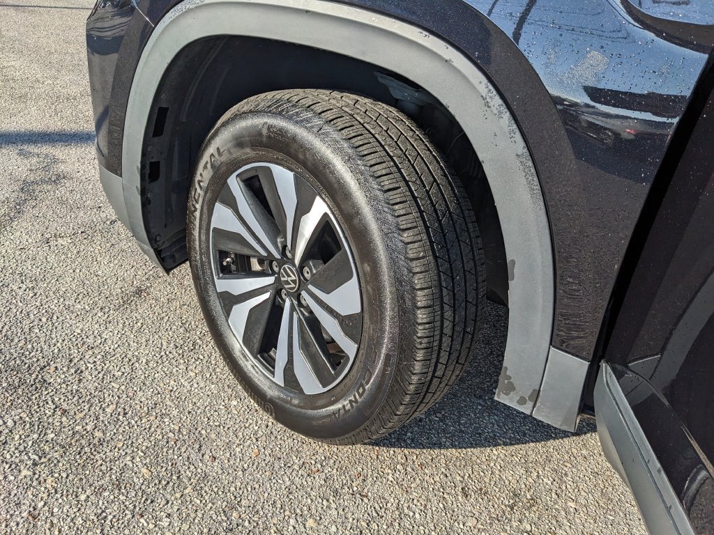 Certified 2024 Volkswagen Atlas SE FWD image 35