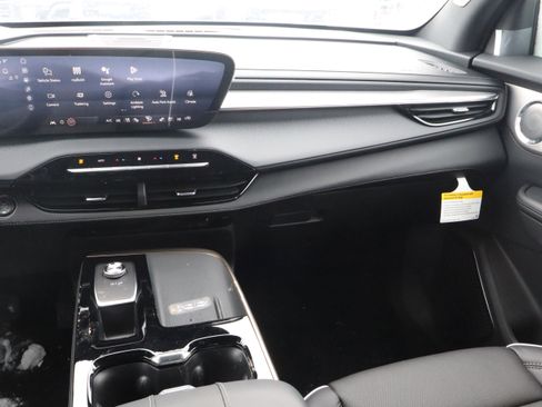 New 2026 Buick Enclave Avenir w/ Super Cruise Package image 11