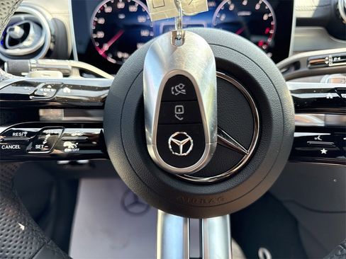 New 2025 Mercedes-Benz C 300 4MATIC Sedan image 35