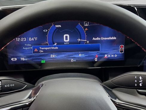 New 2025 Chevrolet Equinox EV RS image 13