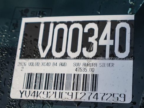 New 2026 Volvo XC40 B4 Plus w/ Climate Package FWD image 39