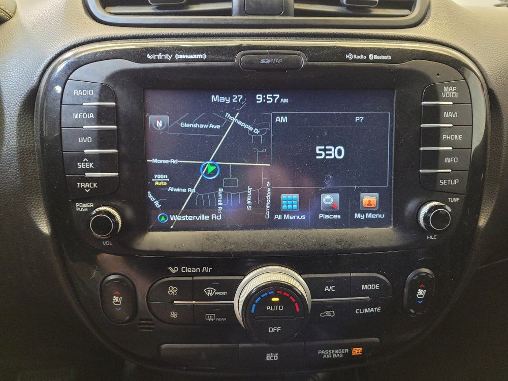 Used 2015 Kia Soul + w/ Primo Package FWD image 25