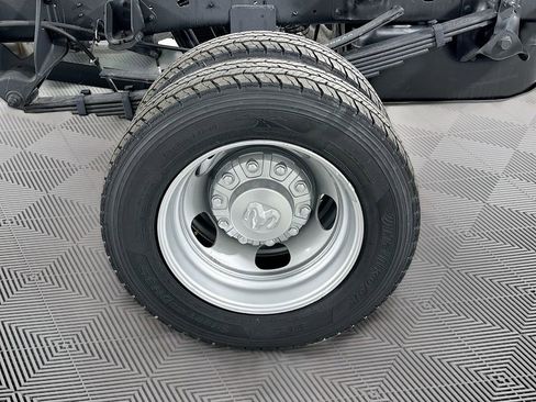 New 2026 RAM 5500 Tradesman AWD/4WD image 10