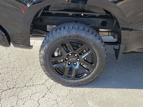 Used 2022 Chevrolet Silverado 1500 Custom Trail Boss w/ Midnight Edition image 7