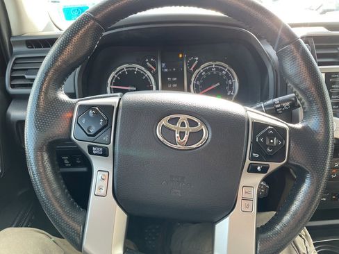 Used 2023 Toyota 4Runner Limited image 28