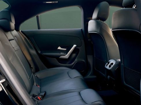 Used 2025 Mercedes-Benz CLA 250 4MATIC image 20