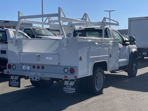 New 2024 Ford F450 XL w/ XL Chrome Package image 6