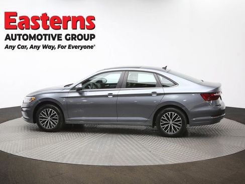 Used 2021 Volkswagen Jetta SE w/ SE Cold Weather Package image 60