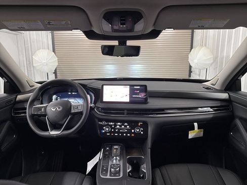 Certified 2026 INFINITI QX60 Luxe w/ Cargo Package FWD image 16