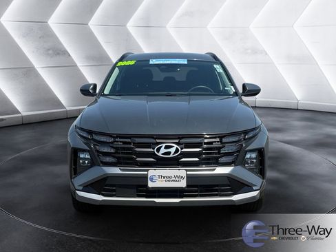 Used 2025 Hyundai Tucson SEL FWD image 8