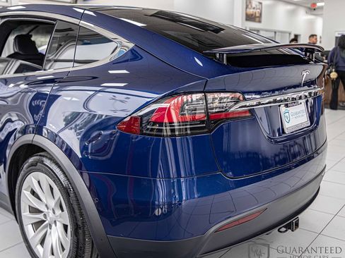 Used 2021 Tesla Model X Long Range AWD/4WD image 15
