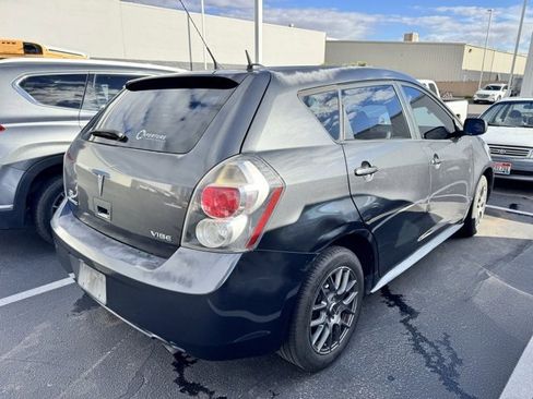 Used 2009 Pontiac Vibe w/ Preferred Package image 2