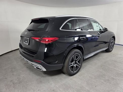 New 2026 Mercedes-Benz GLC 300 image 4